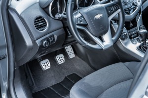 CHEVROLET CRUZE 2009-2015 MANUAL NAKŁADKI NA PEDAŁY