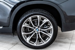 BMW X6 F16 2014-2019 LISTWA TYLNEGO LEWEGO BŁOTNIKA 51777319833