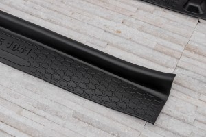JEEP WRANGLER JL 2018+ 4 DRZWI WEWNĘTRZNE LISTWY PROGOWE SINCE 1941