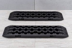 JEEP WRANGLER TRAPY PIASKOWE BŁOTNE NAJAZD ANTYPOŚLIZGOWY OFF-ROAD KOMPLET 2 SZTUK