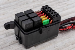 SUZUKI JIMNY ZESPÓŁ PRZEŁĄCZNIKÓW OFFROAD LED PANEL 6 PRZEWODÓW