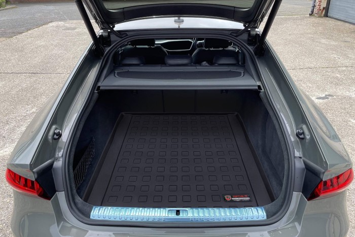 AUDI A7 4K8 2018+ MATA BAGAŻNIKA