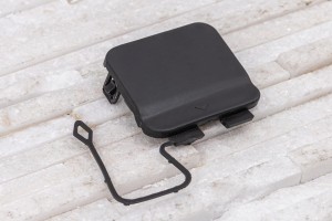 BMW SERIA 7 F01 2008-2015 ZAŚLEPKA HAKA PRZEDNIEGO ZDERZAKA 51117210880