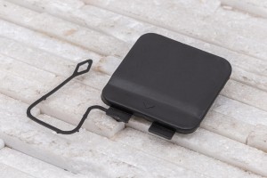 BMW SERIA 7 F01 2008-2015 ZAŚLEPKA HAKA PRZEDNIEGO ZDERZAKA 51117210880