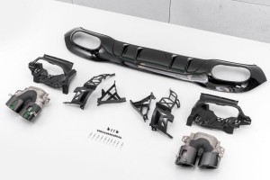 MERCEDES A-CLASS W177 2018-2023 HATCHBACK PRZED FACELIFTINGIEM DYFUZOR TYLNY ZESTAW STYLIZUJĄCY NA AMG A45