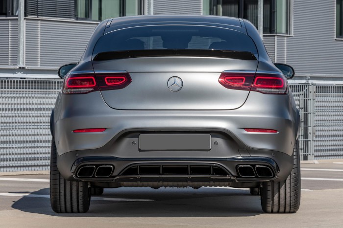 MERCEDES GLC C253 2019-2022 PO FACELIFTINGU DYFUZOR TYLNY POD PDC ZESTAW STYLIZUJĄCY NA AMG GLC63 S COUPE