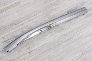 VOLKSWAGEN TOUAREG II 7P 2014-2018 PO FACELIFTINGU CHROMOWANA LISTWA PRZEDNIEGO ZDERZAKA PRAWA 7P68532533ZZ