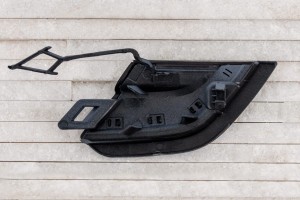 VOLKSWAGEN TIGUAN II R-LINE 2016-2020 PRZED FACELIFTINGIEM ZAŚLEPKA PRZEDNIEGO HAKA HOLOWNICZEGO 5NA807241A / 5NA807155