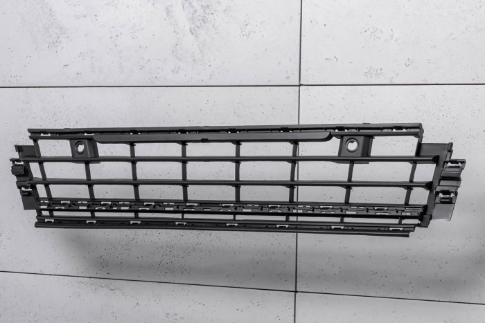 VOLKSWAGEN GOLF 8 VIII 5H 2020+ GRILL DOLNY KRATKA PRZEDNIEGO ZDERZAKA 5H0853677F