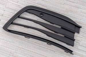 VOLKSWAGEN GOLF 8 VIII 5H 2020+ KRATKA PRZEDNIEGO ZDERZAKA PRAWA 5H0853666J