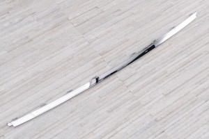 VOLKSWAGEN GOLF 8 VIII 5H 2020+ CHROMOWANA LISTWA PRZEDNIEGO ZDERZAKA ŚRODKOWA 5H0853101