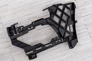 VOLKSWAGEN TIGUAN II R-LINE 2016+ ŚLIZG MOCOWANIE PRZEDNIEGO ZDERZAKA LEWE 5NA807723A