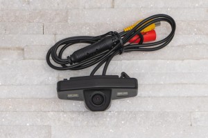 HONDA CIVIC VIII 2006-2011 KAMERA COFANIA Z LAMPĄ