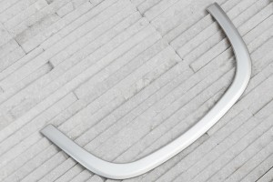 MAZDA 3 2014+ OZDOBNA LISTWA KONSOLI NAWIGACJI