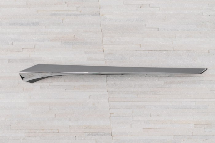 HONDA CIVIC X 2016-2019 PRZED FACELIFTINGIEM OZDOBNA LISTWA GRILLA PRZÓD LEWY 71128-TEA-T0XX-M1