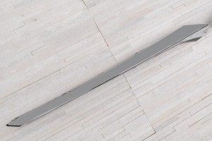 HONDA CIVIC X 2016-2019 PRZED FACELIFTINGIEM OZDOBNA LISTWA GRILLA PRZÓD PRAWY 71124-TEA-T0XX-M1