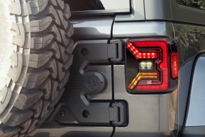 JEEP WRANGLER JL 2018+ LAMPY TYLNE LED CZARNE WERSJA EUROPEJSKA