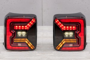 JEEP WRANGLER JL 2018+ LAMPY TYLNE LED CZARNE WERSJA EUROPEJSKA
