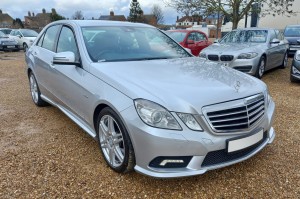 MERCEDES E-CLASS W212 2009-2016 ŚWIATŁO DO JAZDY DZIENNEJ DRL LED PRAWE A2128200856