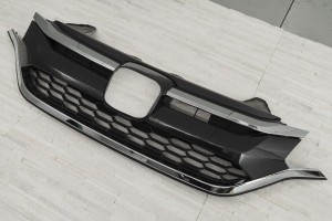 HONDA CR-V IV 2015-2018 PO LIFTINGU GRILL PRZEDNI ATRAPA CHŁODNICY 71121-T1W-A01