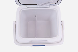 LODÓWKA TURYSTYCZNA IK-19-32L 32L -8°C / +65°C 12V USB WYŚWIETLACZ