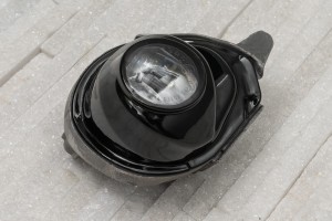 MAZDA 2 2017-2020 LAMPA PRZECIWMGIELNA LED PRZEDNIA LEWA  B63B51690