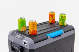 KOMPRESOROWA TURYSTYCZNA PRZENOŚNA LODÓWKO-ZAMRAŻARKA IK-15-35L 35L DO -20°C 12-24V WYŚWIETLACZ + GRATIS