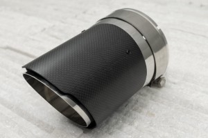 TUNINGOWA KOŃCÓWKA WYDECHU 3,5" 86-91 MM KARBON
