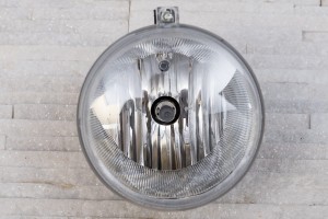 JEEP GRAND CHEROKEE III WK 2005-2010 LAMPA PRZECIWMGIELNA PRZEDNIA 4805858AA