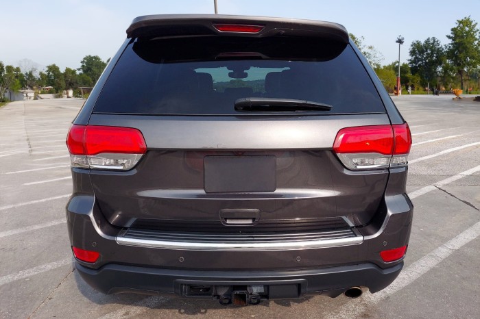 JEEP GRAND CHEROKEE IV WK2 2010-2020 OCHRONNA LISTWA ZDERZAKA TYLNEGO ABS