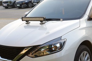 JEEP WRANGLER JK 2007-2018 UNIWERSALNY UCHWYT MAGNETYCZNY DO MOCOWANIA OŚWIETLENIA DODATKOWEGO