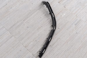 MAZDA 3 III BN 2016-2018 PO FACELIFTINGU WSPORNIK CHROMU GRILLA ATRAPY CHŁODNICY LEWY BAPJ50B41