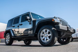 JEEP WRANGLER JK 2007-2018 KIERUNKOWSKAZ PRAWY W BŁOTNIK 55077894AD