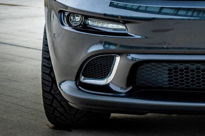 JEEP GRAND CHEROKEE IV WK2 2014-2017 PO FACELIFTINGU KRATKA ZAŚLEPKA ZDERZAKA POD LAMPĘ PRZECIWMGIELNĄ PRAWA
