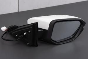 HONDA CIVIC X 2016-2019 PRZED FACELIFTINGIEM LUSTERKO Z KIERUNKOWSKAZEM PODGRZEWANE PRAWE 76208-T0T-H11