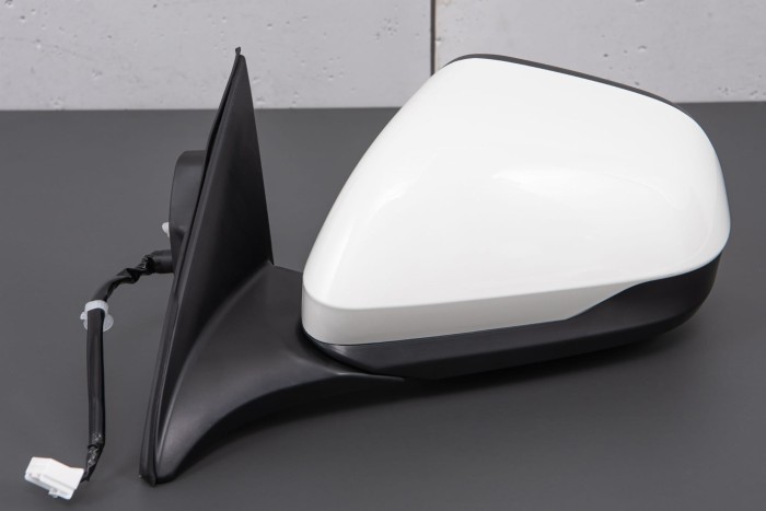 HONDA HR-V II RU 2015-2021 LUSTERKO ELEKTRYCZNE PODGRZEWANE LEWE 76258-T7W-309