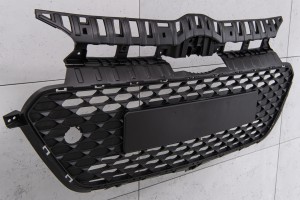 HYUNDAI i20 II GB 2014-2018 PRZED FACELIFTINGIEM GRILL PRZEDNI ATRAPA CHŁODNICY 86560C8010