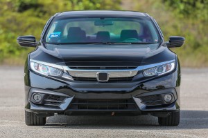 HONDA CIVIC X 2016-2019 SEDAN PRZED LIFTINGIEM KRATKA ZAŚLEPKA HALOGENU PRZEDNIEGO PRAWA 71103-TBA-A10