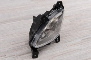 HYUNDAI i10 I PA 2011-2013 PRZED FACELIFTINGIEM LAMPA PRZECIWMGIELNA PRZEDNIA LEWA 922010X100