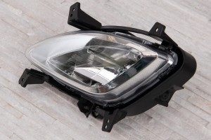 HYUNDAI i10 I PA 2011-2013 PRZED FACELIFTINGIEM LAMPA PRZECIWMGIELNA PRZEDNIA LEWA 922010X100