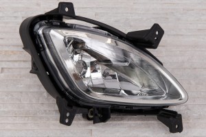 HYUNDAI i10 I PA 2011-2013 PRZED FACELIFTINGIEM LAMPA PRZECIWMGIELNA PRZEDNIA PRAWA 922020X100