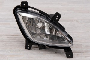 HYUNDAI i10 I PA 2011-2013 PRZED FACELIFTINGIEM LAMPA PRZECIWMGIELNA PRZEDNIA PRAWA 922020X100