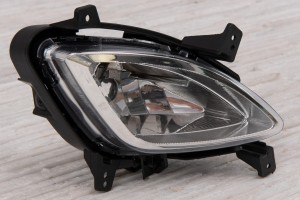 HYUNDAI i10 I PA 2011-2013 PRZED FACELIFTINGIEM LAMPA PRZECIWMGIELNA PRZEDNIA PRAWA 922020X100