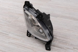 HYUNDAI i10 I PA 2011-2013 PRZED FACELIFTINGIEM LAMPA PRZECIWMGIELNA PRZEDNIA PRAWA 922020X100