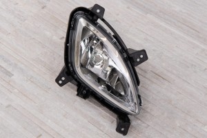 HYUNDAI i10 I PA 2011-2013 PRZED FACELIFTINGIEM LAMPA PRZECIWMGIELNA PRZEDNIA PRAWA 922020X100