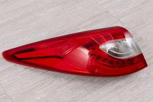 HYUNDAI ix35 LM 2013-2015 LAMPA KAROSERYJNA LED TYLNA LEWA 924012Y500
