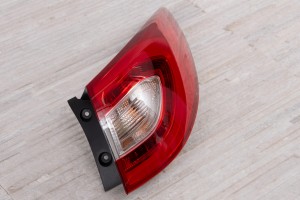 HYUNDAI ix35 LM 2013-2015 LAMPA KAROSERYJNA LED TYLNA PRAWA 924022Y500