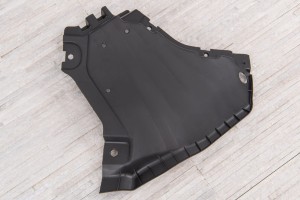 MERCEDES E-CLASS W213 2016-2020 PRZED LIFTINGIEM OSŁONA DOLNA PRZEDNIEGO ZDERZAKA PRAWA A2135200700