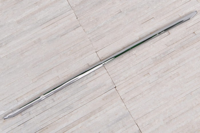 HYUNDAI ELANTRA VII CN 2020+ CHROMOWANA LISTWA TYLNEGO ZDERZAKA ŚRODKOWA 86699AA000