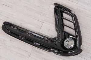 HYUNDAI ELANTRA VI AD 2015-2018 PRZED FACELIFTINGIEM KRATKA ZDERZAKA ZAŚLEPKA LAMPY PRZEDNIA LEWA 86563F2300